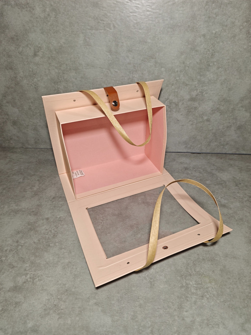 Dāvanu somiņa ar caurspīdīgu lodziņu – modelis 02