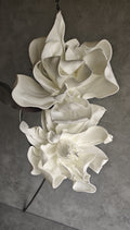 Balts magnolijas ziedu zars – modelis 02